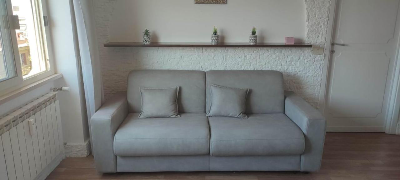 Ferienwohnung Attico Girasole Lido di Ostia Exterior foto